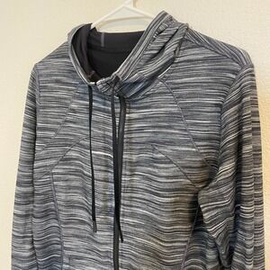 Lululemon Athletica Women's Grey Striped Full Zip Jacket Thumbholes Athleisure M